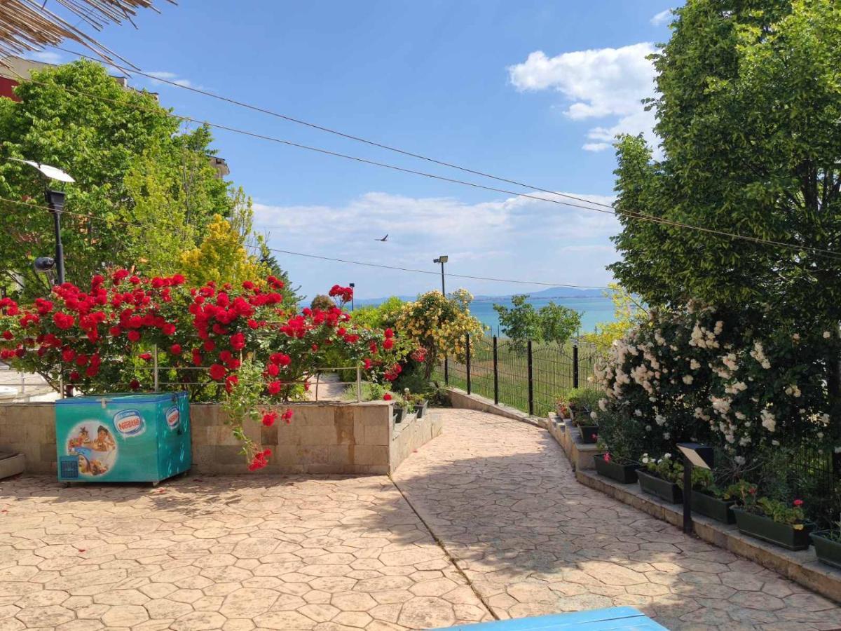 Quiet, Relax And Sand Beach Place With 4Star Service Aheloi Exterior foto